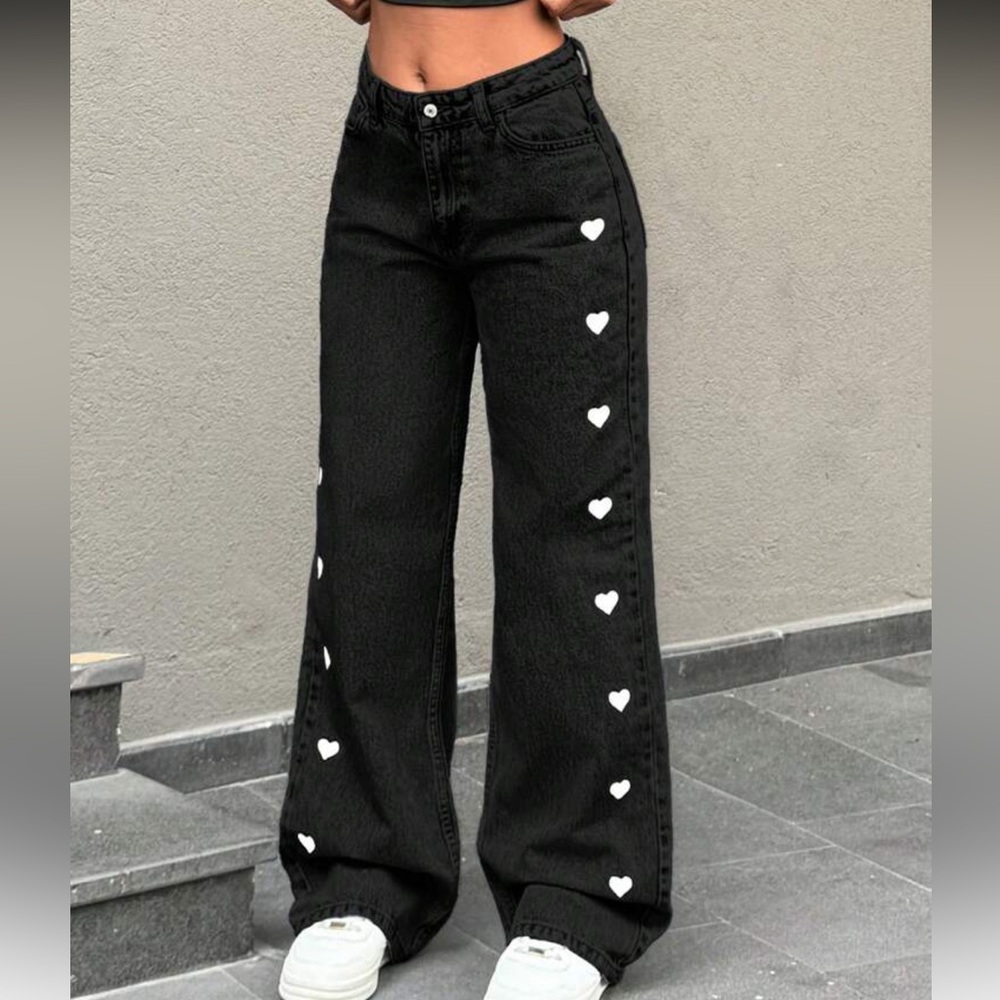 Black Heart-Patterned Women Jeans